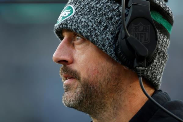 喷气机队的罗杰斯被允许回归训练