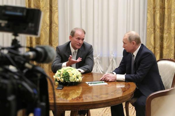 波兰、捷克共和国在欧洲选举前警告俄罗斯干预