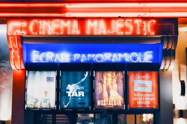 电影俱乐部又开始活动了