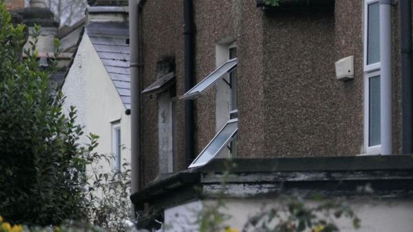 Two Dead and two fighting for their lives after South Croydon Blaze Pic: UKNIP Bought by Johanna Howitt