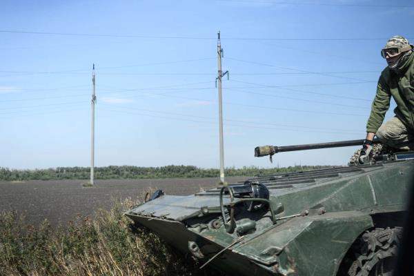 乌克兰的顿巴斯尽其所能抵抗俄罗斯的进攻