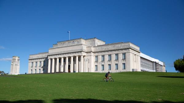 奥克兰战争纪念博物馆计划从“殖民博物馆”转变为“蒂里蒂领导的博物馆”