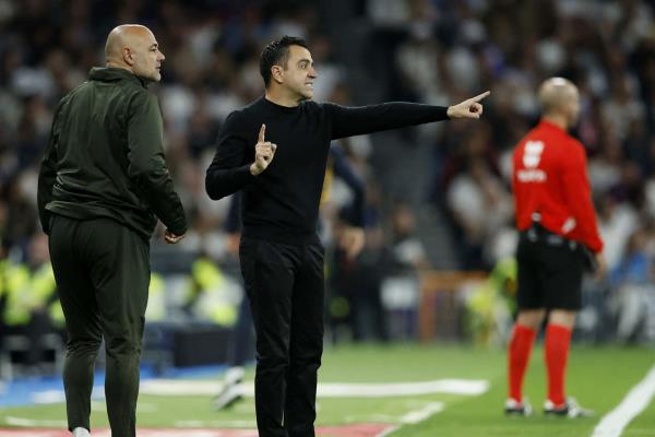 哈维将继续执教巴塞罗那足球俱乐部