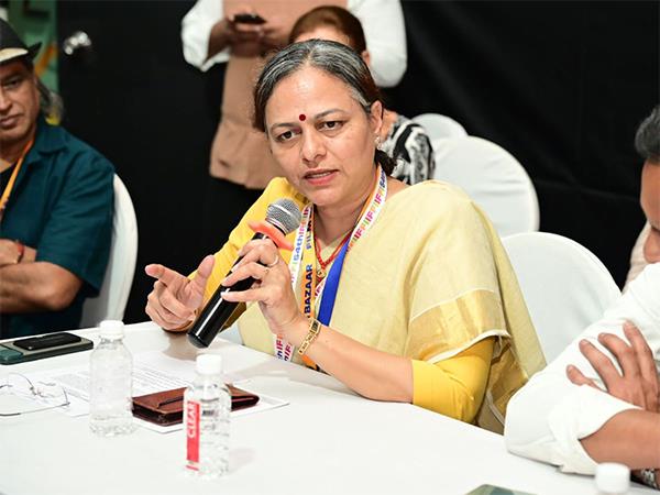 电影集市圆桌会议讨论了电影摄影的新规定