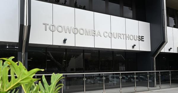 尽管镇压失败，但在图文巴被指控强奸的知名男子仍然隐藏起来