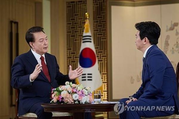 民主党抨击尹光雄对第一夫人的指责“无耻”