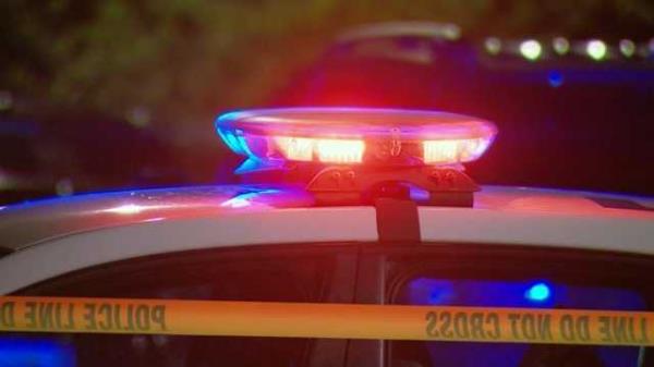 一名男子在埃尔斯沃斯附近的I-35号公路上撞车身亡