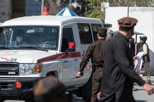 达伊沙组织声称喀布尔发生致命炸弹爆炸