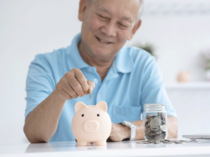 ESAF小型金融银行在d街成功上市投资者应该怎么做？