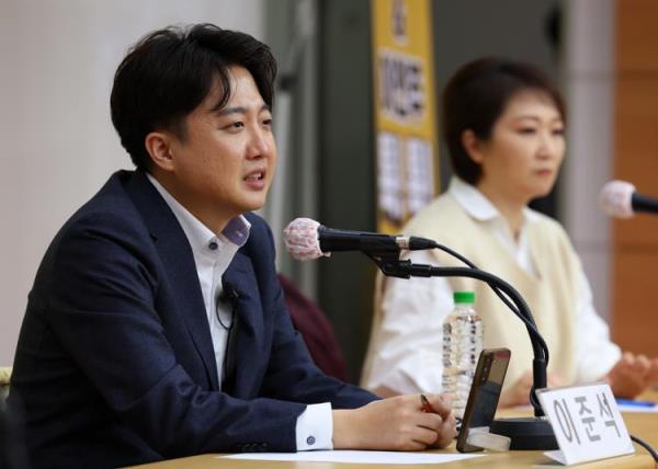 前执政党代表的脱离党计划浮出水面