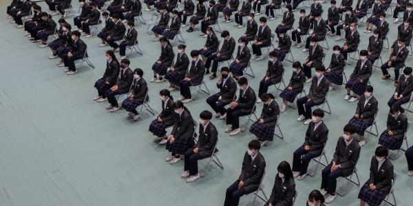 日本官员称，一名初中教师因殴打一名将自己比作动漫人物的学生而被减薪10%，为期3个月