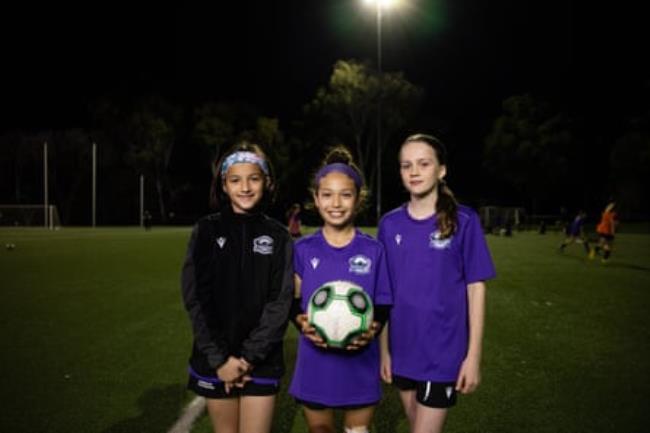 Gladesville Ravens players Mariella Zaiter, Koyorie Burtoyne, Helena Turner.