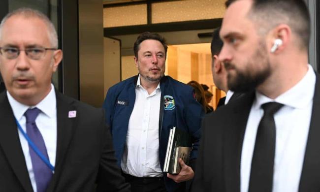 埃隆·马斯克在会见以色列总理内塔尼亚胡之前猛烈抨击索罗斯基金会