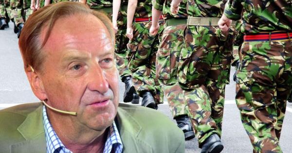 英国征兵警告，前军情六处老板发表重要的二战声明