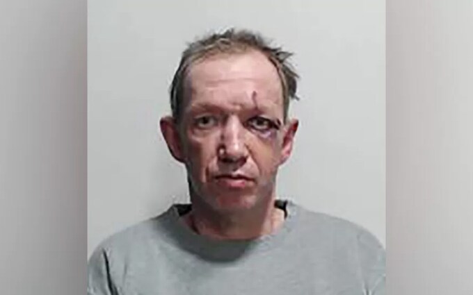 虐待小女孩超过27小时的恋童癖者被判入狱