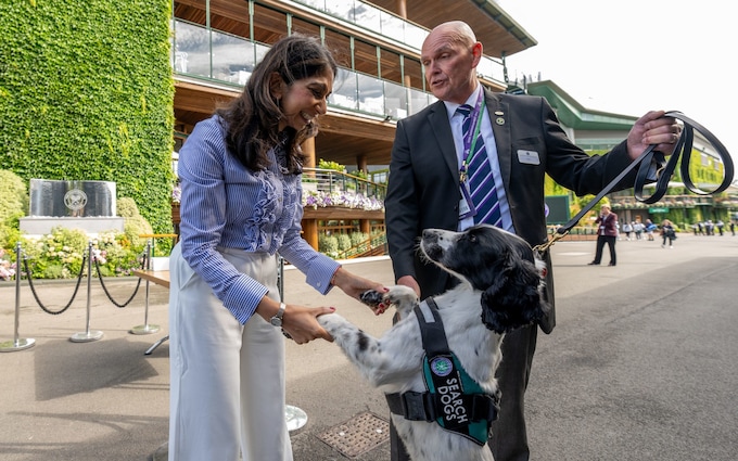 布雷弗曼希望与土耳其达成阿尔巴尼亚式的回报协议