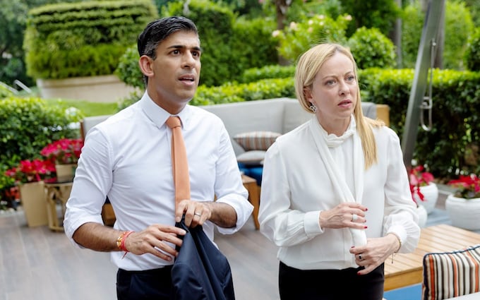 Rishi Sunak与Giorgia Meloni联手解决非法移民问题