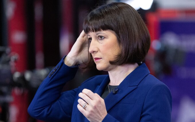 工党会议现场直播：蕾切尔·里夫斯承认工党政府将借钱投资