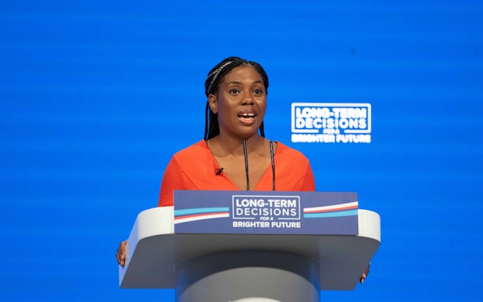 凯米·巴德诺克成为博彩公司下一任保守党领袖的热门人选