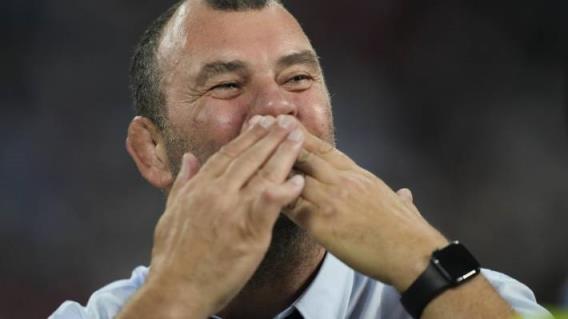 在橄榄球世界杯组委会拒绝阿根廷提前出赛的“请求”后，迈克尔·切卡猛烈抨击