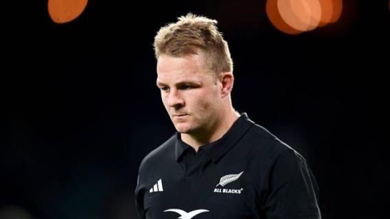 橄榄球世界杯：全黑队队长萨姆·凯恩为期两周的任务是阻止腐败