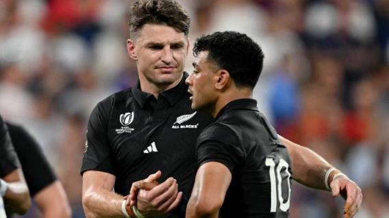 2023年橄榄球世界杯：随着比赛的艰难，成年全黑队现在必须开始了