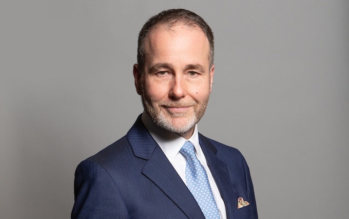 监察机构建议克里斯·平彻停赛八周