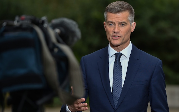 萨迪克·汗告诉司机，在罚款前给司机宽限期