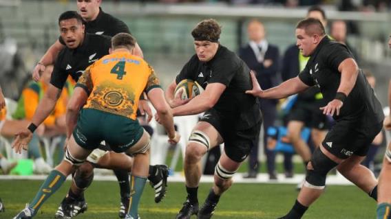 球员评分：全黑队在布莱迪斯洛杯比赛中的评分