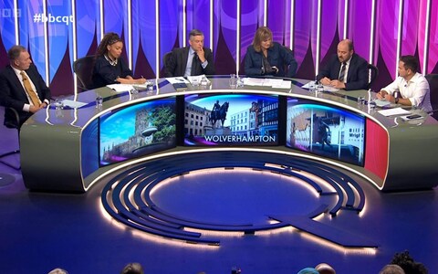 Fiona Bruce presented the show with her arm in a sling