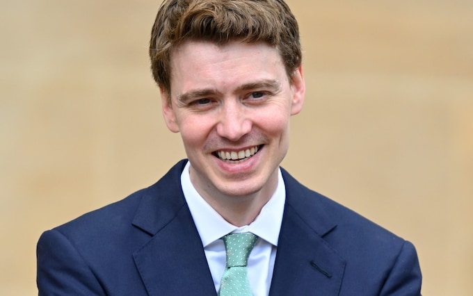 尤安？布莱尔(Euan Blair)的创业公司表示，向学徒传授人工智能就像英语和数学一样重要