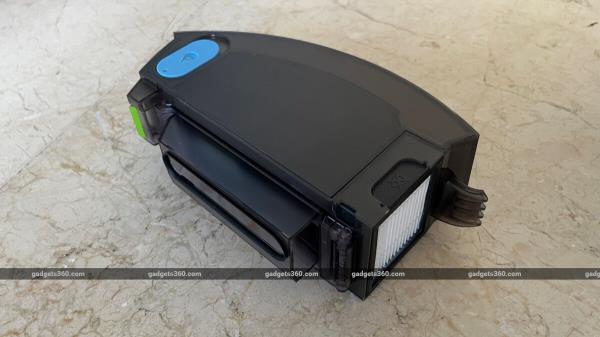 irobot roomba combo j7plus review dustbin tank iRobot