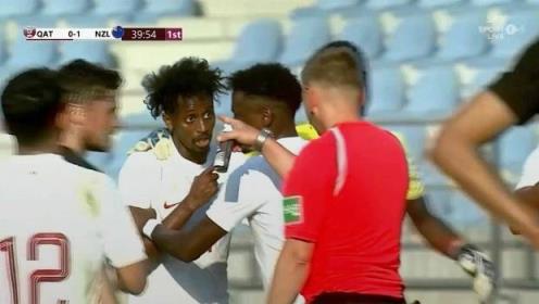 由于缺乏证据，所有白人的种族歧视投诉被驳回