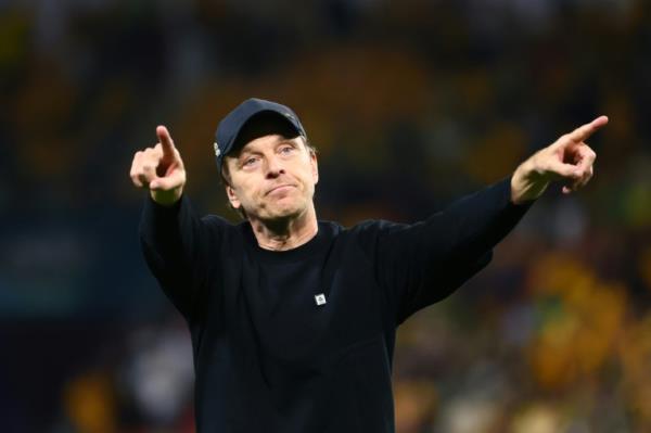 澳大利亚主教练古斯塔夫松在瑞典报道期间表示“完全专注于”奥运会