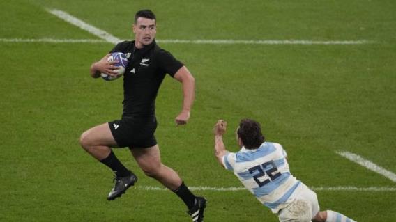 世界橄榄球：新的男子全球比赛将于2026年开始，欢呼和抨击