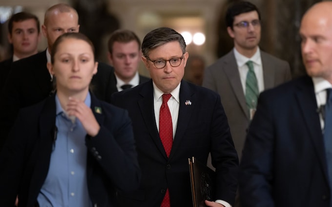 众议院通过共和党开支法案，避免政府关闭