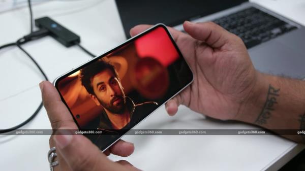S23 FE display S23 FE display