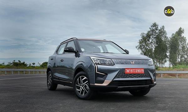 Mahindra XUV400获得高达40万卢比的折扣