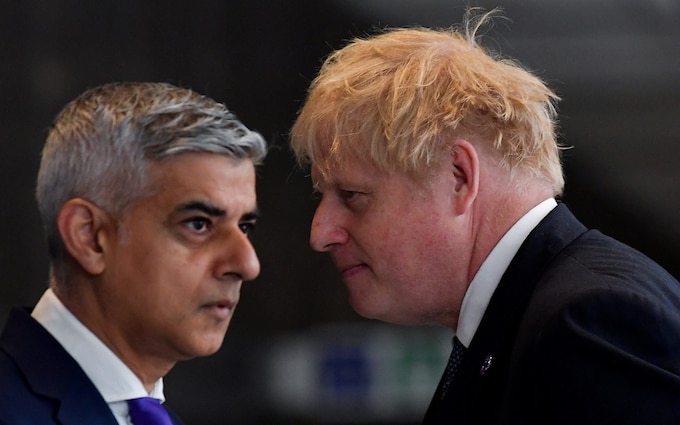 Boris Johnson said Ukraine's priority is beating Russia in the war not protecting clean air