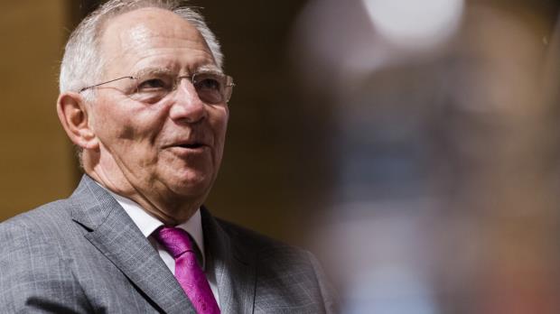 德国资深政治家、欧债危机期间的财政部长沃尔夫冈·朔伊布勒(Wolfgang Schaeuble)去世，享年81岁
