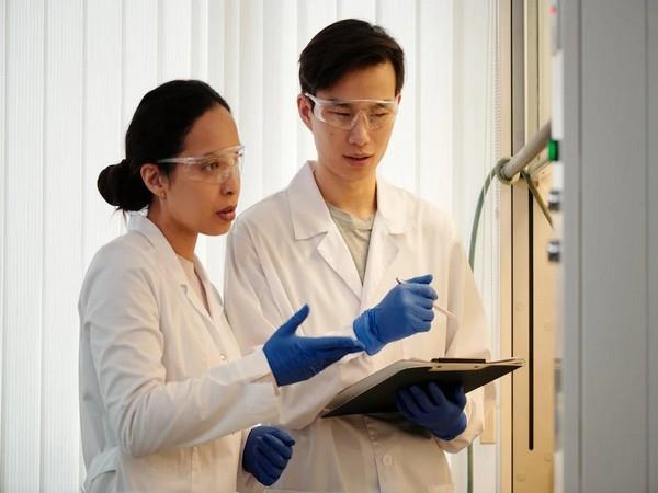 研究显示裸盖菇素辅助疗法减轻了患有癌症、抑郁症的成年人的抑郁症状