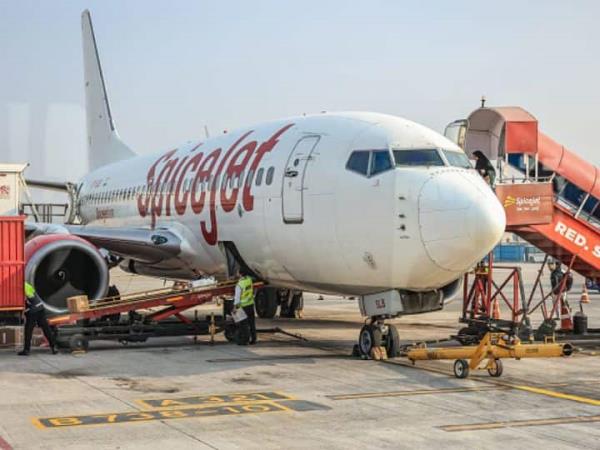 香料航空公司股价升至52周高点，该公司确认有意竞购Go First