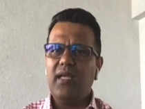 Ravi Dharamshi讲述了如何处理PSU股票以及他为什么抛售IT股