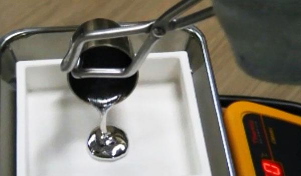 Liquid me<em></em>tal