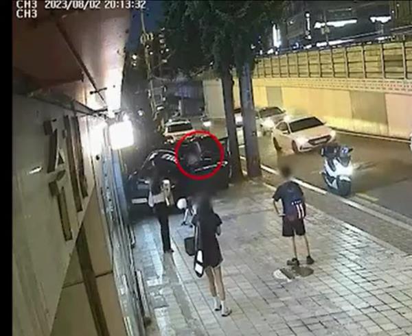 狎鸥亭劳斯莱斯案司机被判20年徒刑