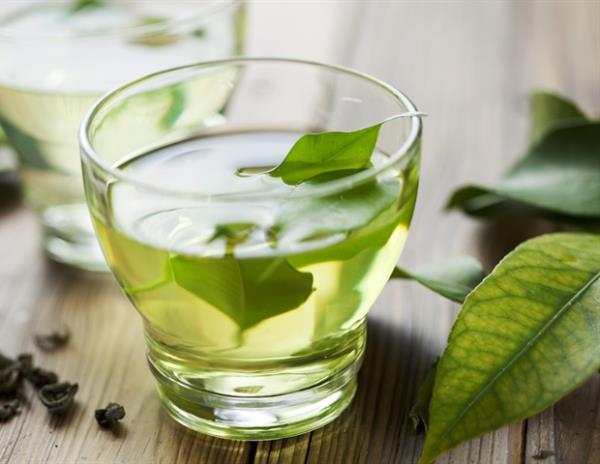 喝绿茶可能对食物过敏的人有益