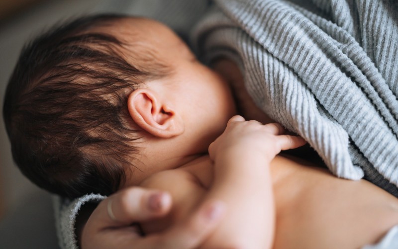 英国国民保健服务信托机构称，变性女性的奶和母乳一样好