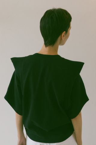 S C O U Tchapman Pointed Shoulder Tee