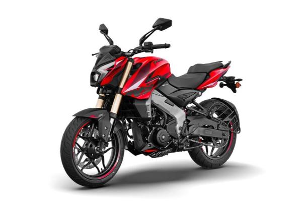 Bajaj Pulsar NS 400 3