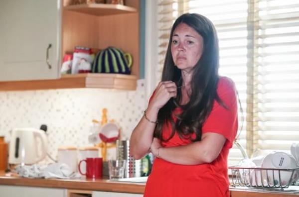 Desperate Stacey Slater is also lured into o<em></em>nline sex work